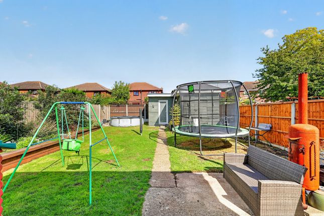 12, Limetree Avenue, South Benfleet photo 4