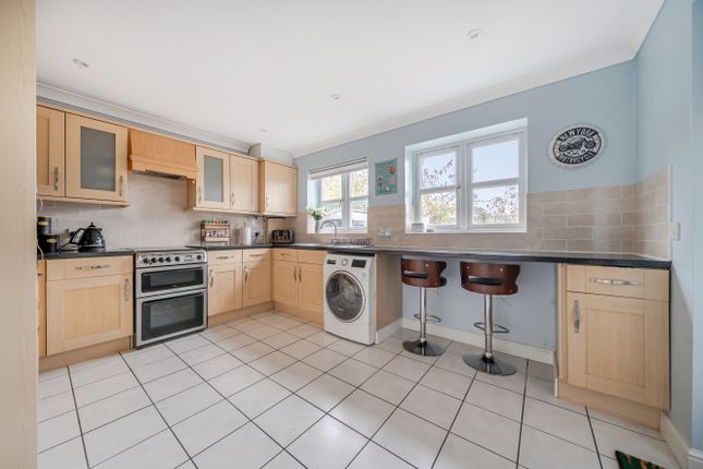 5 Claremont Court, Hereford photo 2