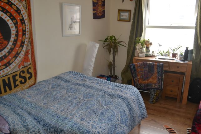 13a, Chaplin Road, BRISTOL photo 4