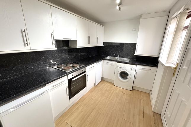 83 Raise Street, Saltcoats photo 4