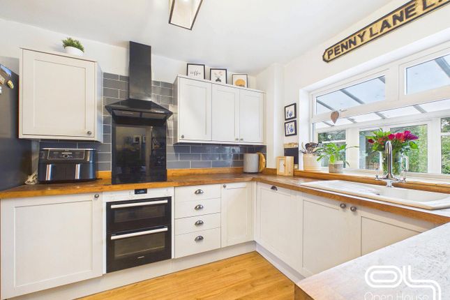 15, Bideford Avenue, Stafford photo 4