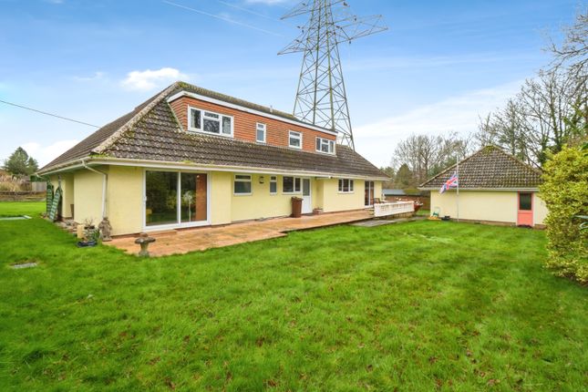 Bungalow for sale in Upton Crescent, Nursling, Southampton, Hampshire