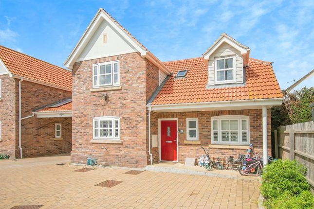 Thumbnail Detached house for sale in Parsons Heath, Colchester