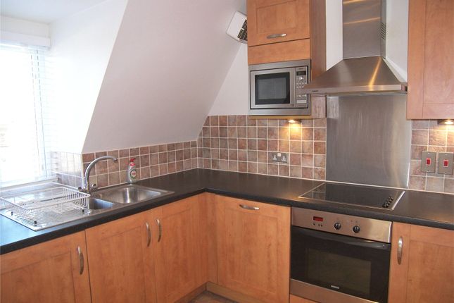 21,, River Court, Reading photo 3