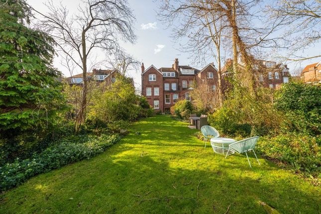 Flat for sale in Stanhope Road, London