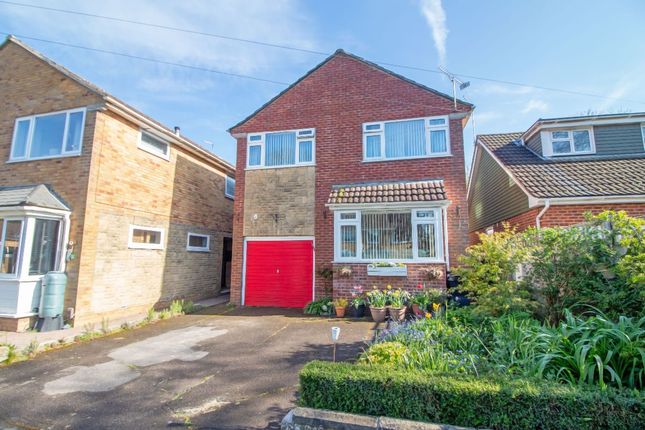 Thumbnail Detached house for sale in Durham Gardens, Waterlooville