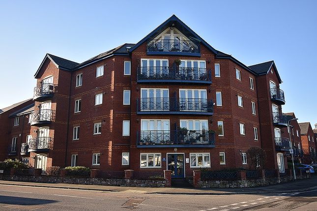 2 bed flat for sale in Haven Road, Exeter EX2