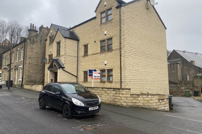 Thumbnail Flat to rent in Palm Court, 2A Garden Street, Huddersfield, West Yorkshire