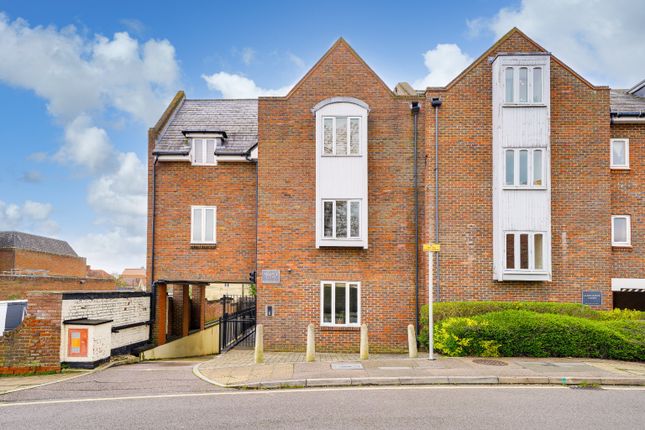 Thumbnail Flat for sale in Sillence Court, Upper King Street, Royston