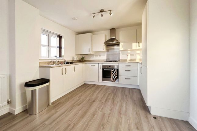 Flat for sale in Glen View Avenue, Great Glen, Leicester, Leicestershire