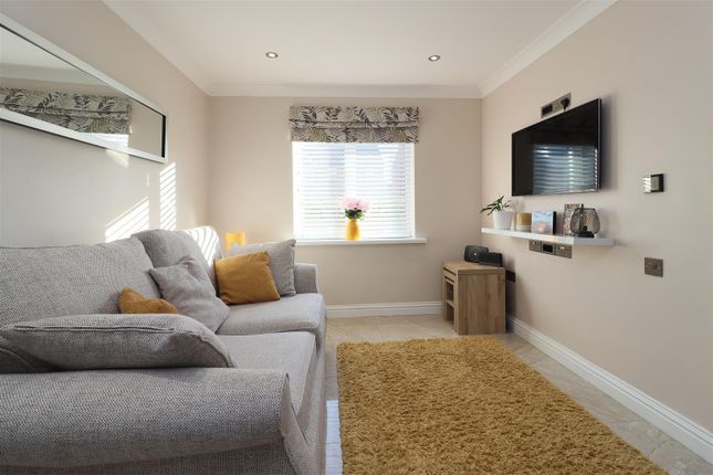 27, Harrington Way, Ashington photo 4