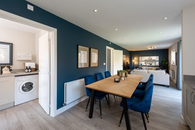 242, Halstead Road, Frinton-On-Sea photo 3