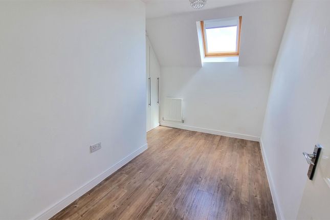 Flat 16, 1, Knightsbridge Court, Wells View Drive, Bromley photo 4