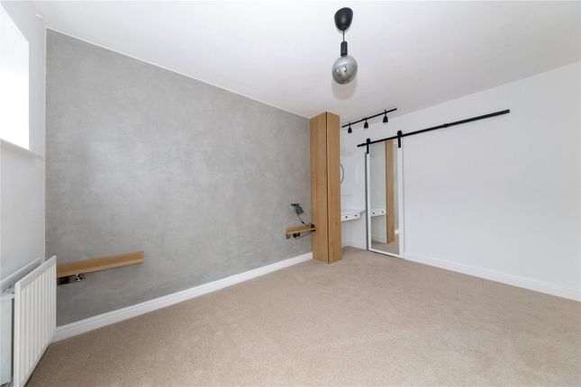 19, Top Fair Furlong, Milton Keynes photo 3
