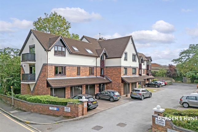 1-bed flat on Flat 1, Theydon Gate Station Approach, Epping, £365,000