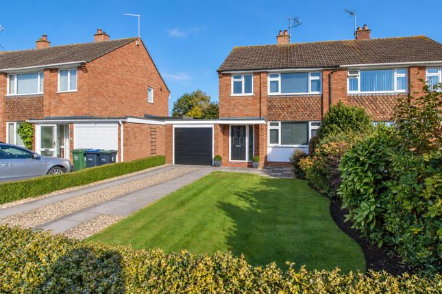 3 Bedroom Semi-Detached in SN4 8DQ