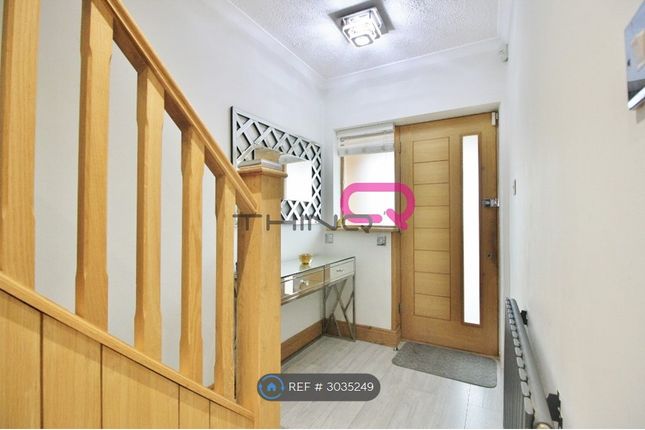 Brentwood Road, Romford photo 4