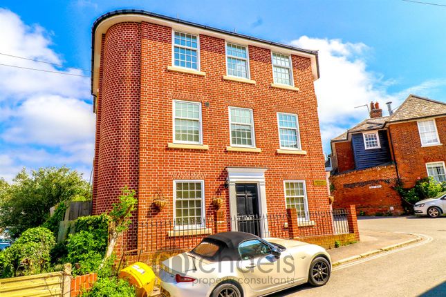 Town house to rent in Brewery House. Brook Street, Lower Wivenhoe