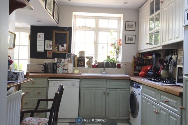 Perrers Road, Brackenbury Village Hammersmith, London photo 3