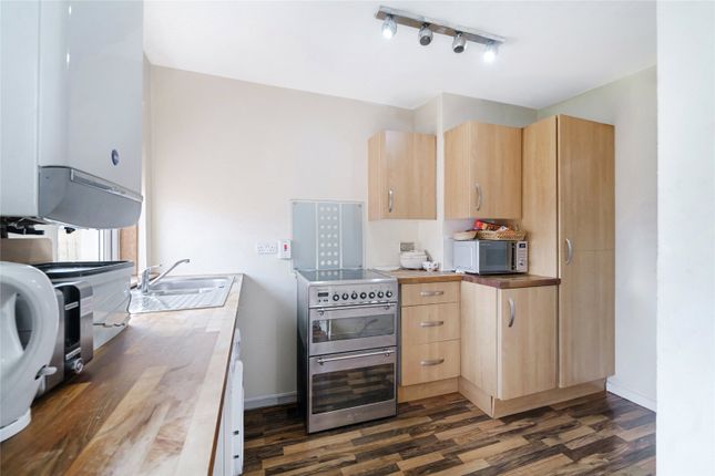 18, Mitchell Avenue, Glasgow photo 3