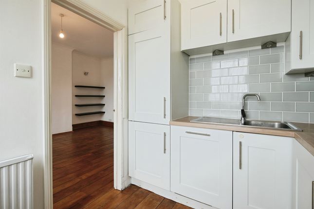 Flat 11, Brighton photo 3
