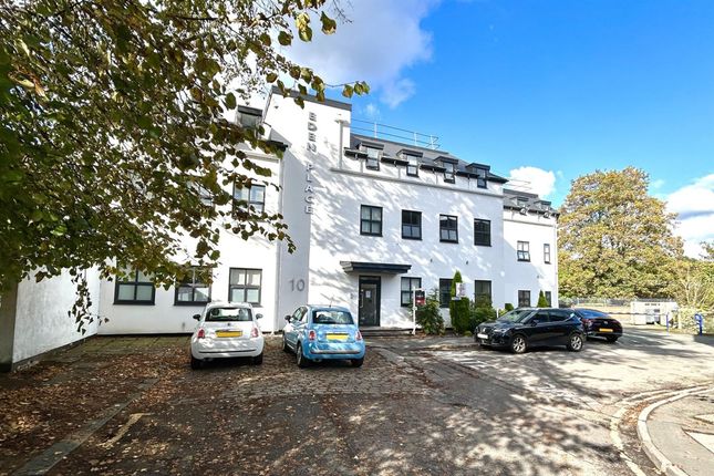 2-bed flat on Apt 21, 10 Eden Place, Cheadle, £250,000