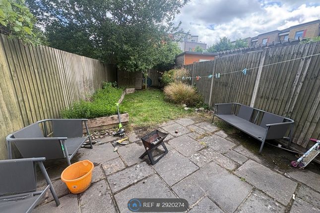 Victoria Road, Barnet photo 4