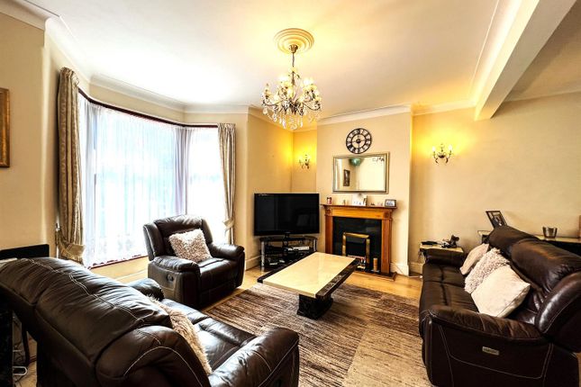 Thumbnail End terrace house for sale in Blythswood Road, Seven Kings, Ilford