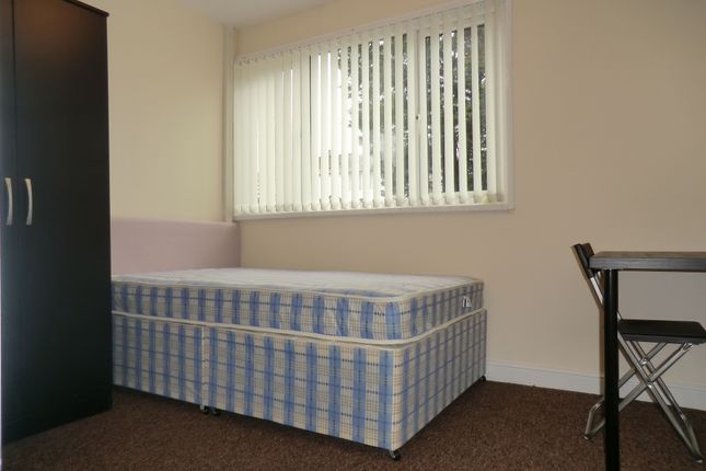 Thimbler Road, Coventry photo 3