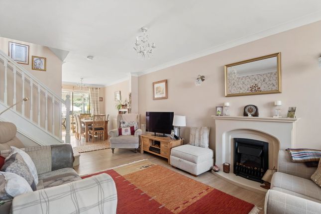 20, Dunkirk Drive, Worcester photo 4