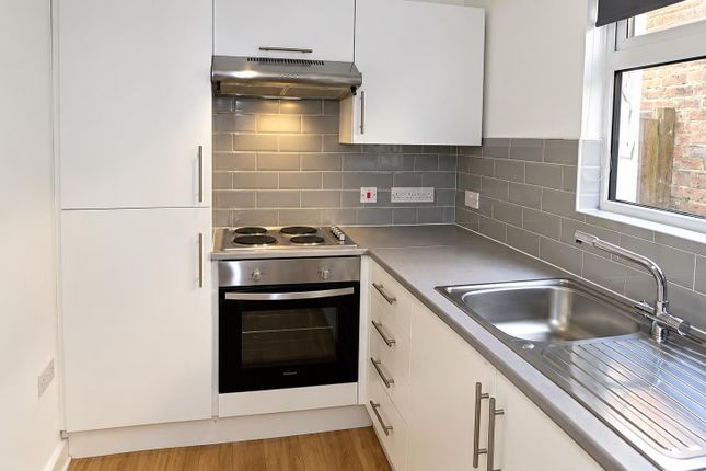 Flat in BN11 1UH