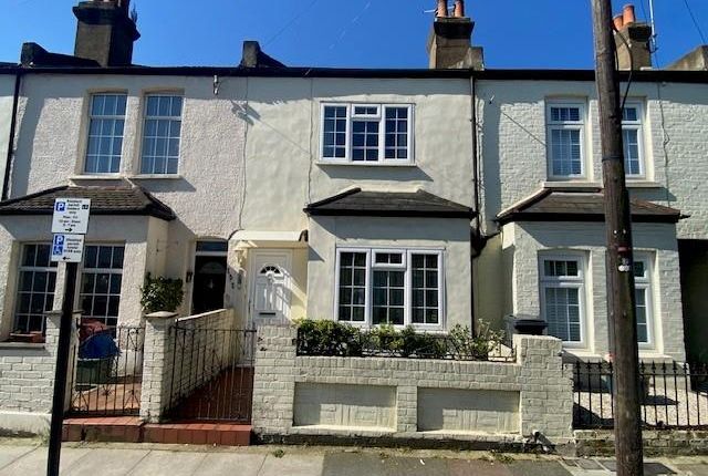 Thumbnail Terraced house for sale in Linkfield Road, Isleworth