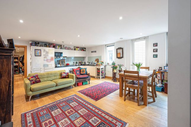 Thumbnail Flat for sale in Pond Street, Hampstead, London