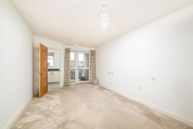 Apartment 44 Elizabeth Place, 2 Trimbush Way, Market Harborough photo 2