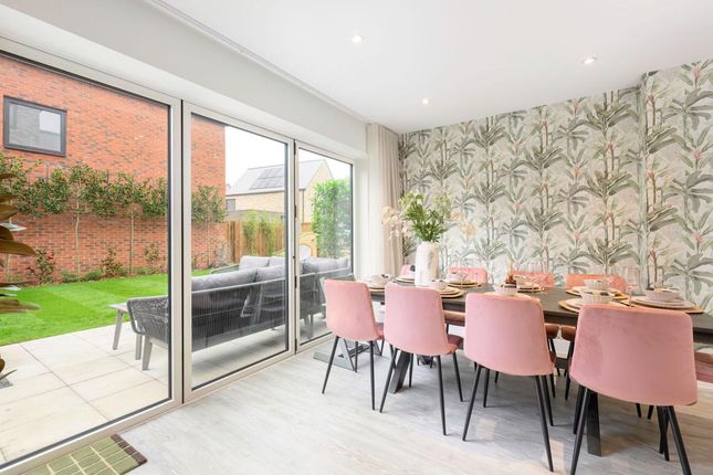 Marleigh Park, 5 Bedroom Show Home, Dining