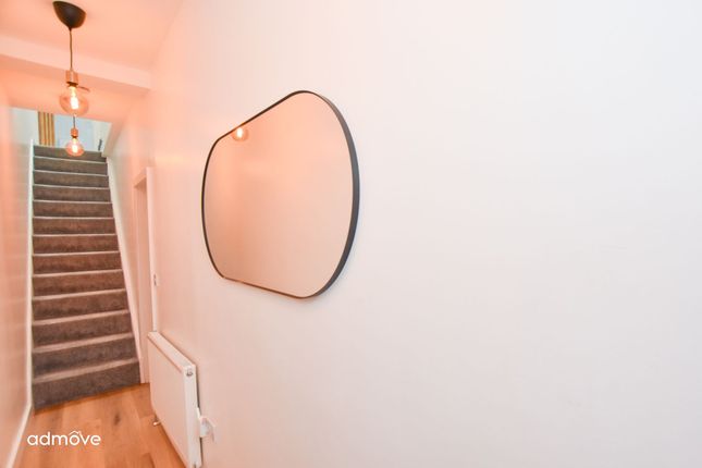 201 Thelwall Lane, Warrington photo 2