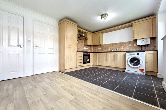 7, Hadrian Court, Wingate photo 4