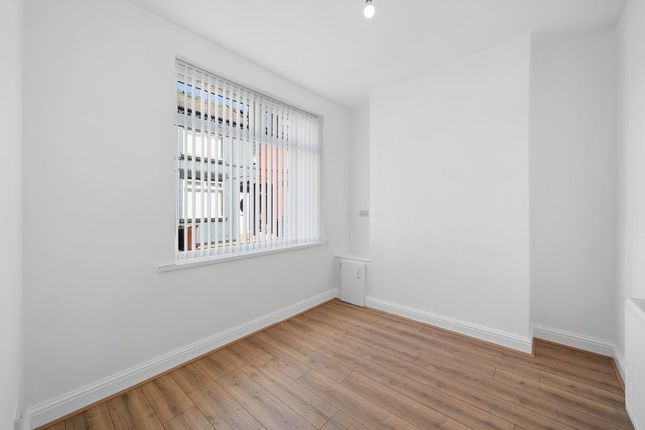 12 Cobb Avenue, Liverpool photo 5
