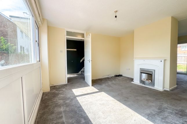 78, Darnton Drive, Middlesbrough photo 2