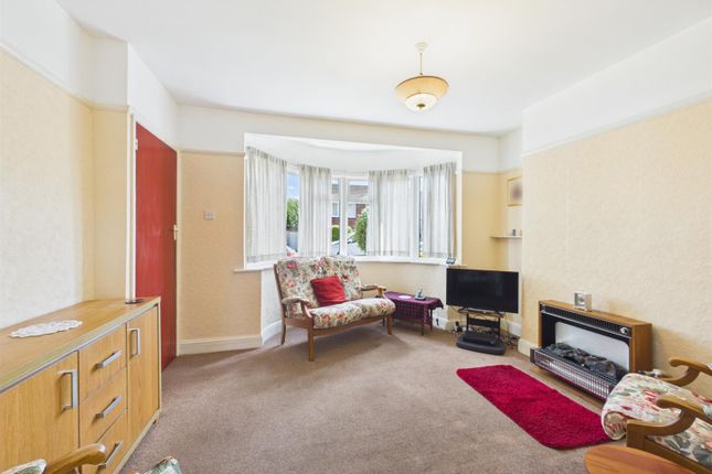 15, Tiverton Road, Ruislip photo 2