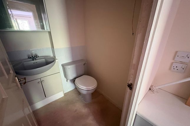 24, Kings Road, Petersfield photo 3