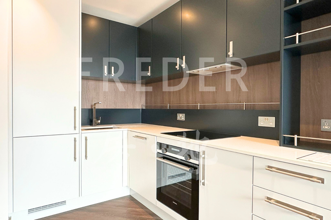 Flat 44, Lavender House, Staines-upon-Thames photo 3