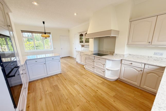 Kitchen Breakfast Room