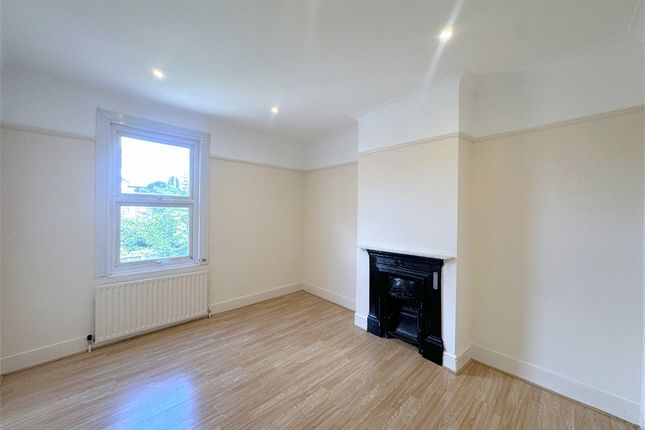 65, Sportsbank Street Catford, London photo 3