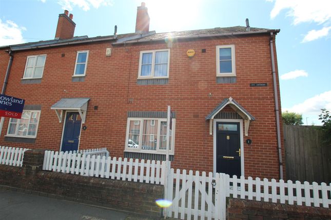 End terrace house to rent in Ivy Cottages, High Street, Measham