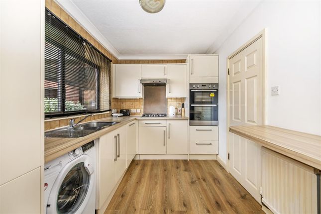Flat for sale in Spencer Close, London