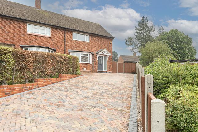 Thumbnail Semi-detached house for sale in Noke Shot, Harpenden