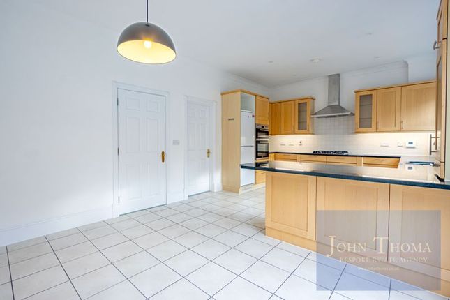 27, Brandesbury Square, Repton Park photo 4