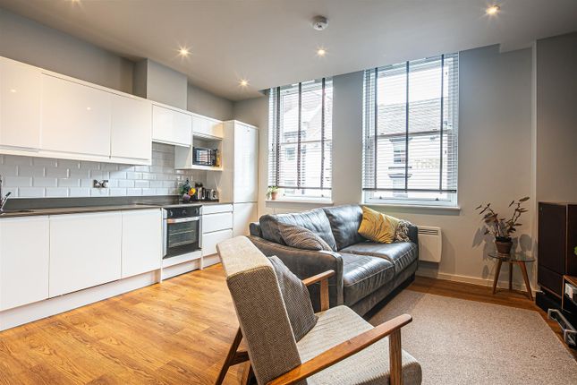 Thumbnail Flat for sale in Queen Street, City Centre