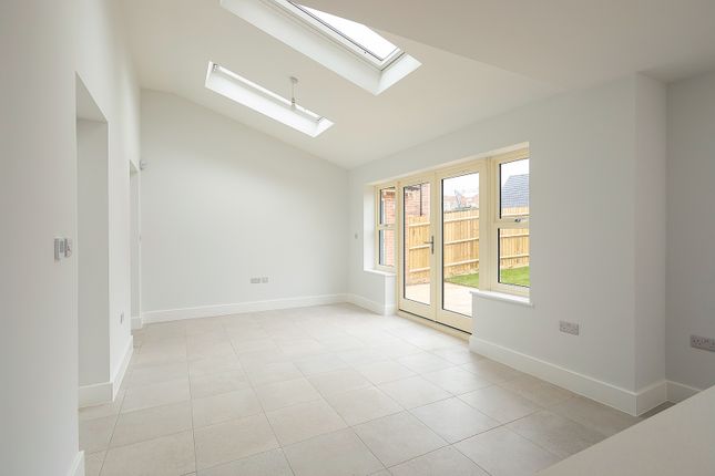 Plot 7, 9, Huntshaw Close, Rugby photo 4